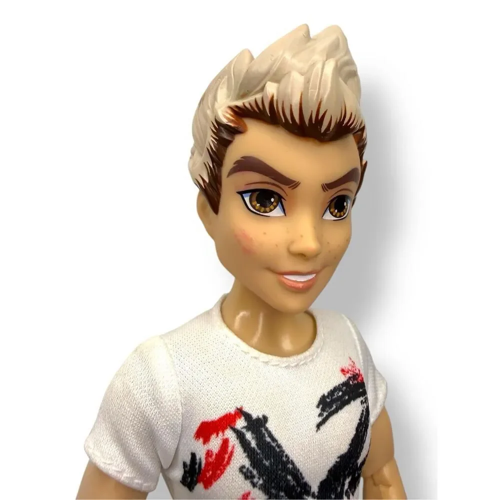 Disney Descendants Carlos Isle of the Lost‎ Doll 11” Articulated Doll Hasbro